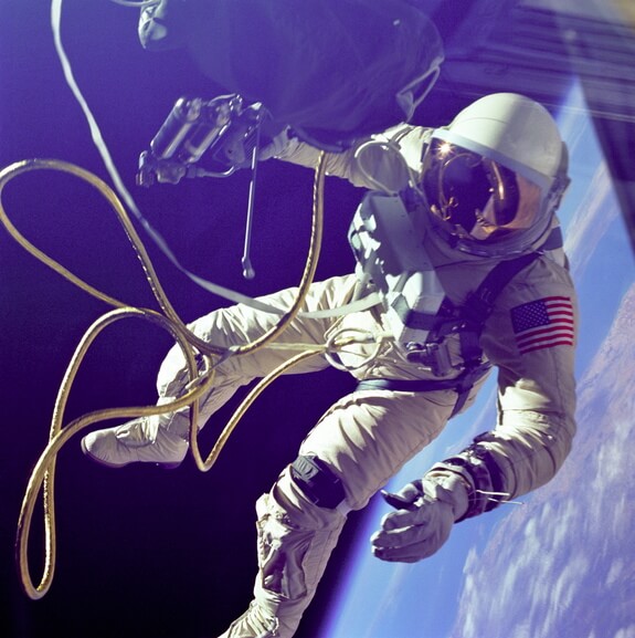 white-first-us-spacewalk