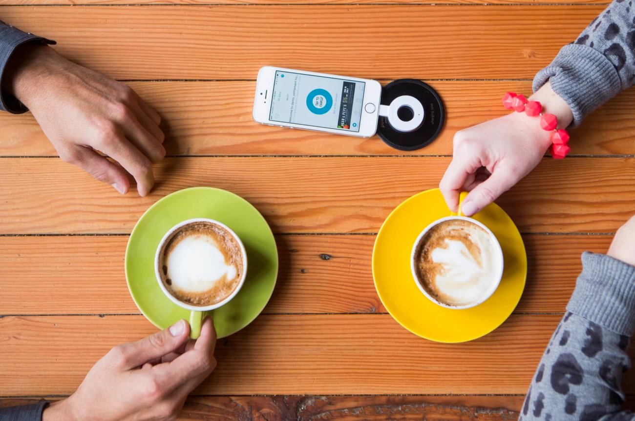 В Ростехе разработали универсальное беспроводное зарядное устройство В Ростехе разработали универсальное беспроводное зарядное устройство