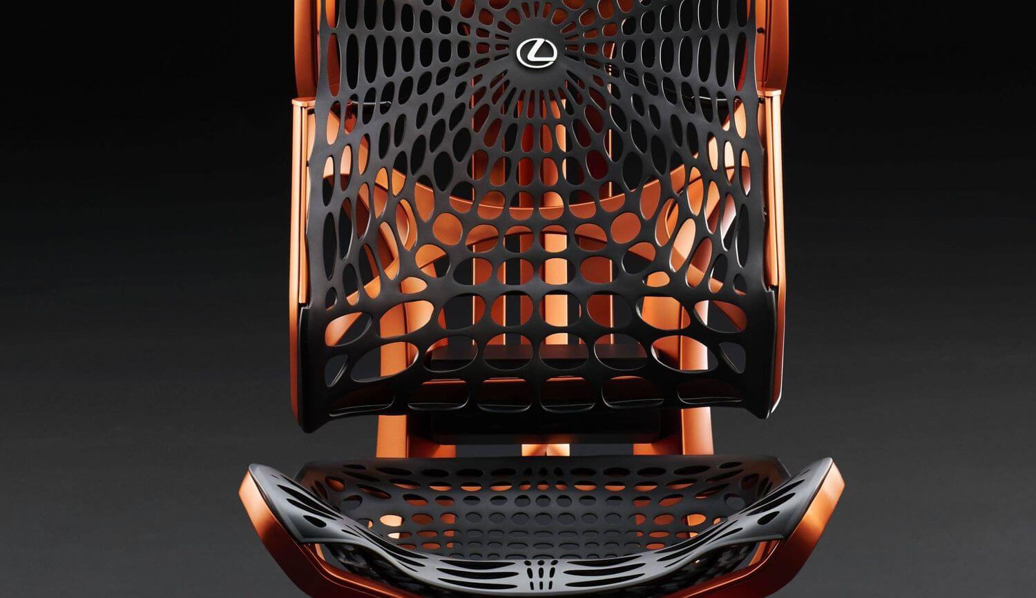 Инженеры Lexus создали автомобильное кресло из паутины