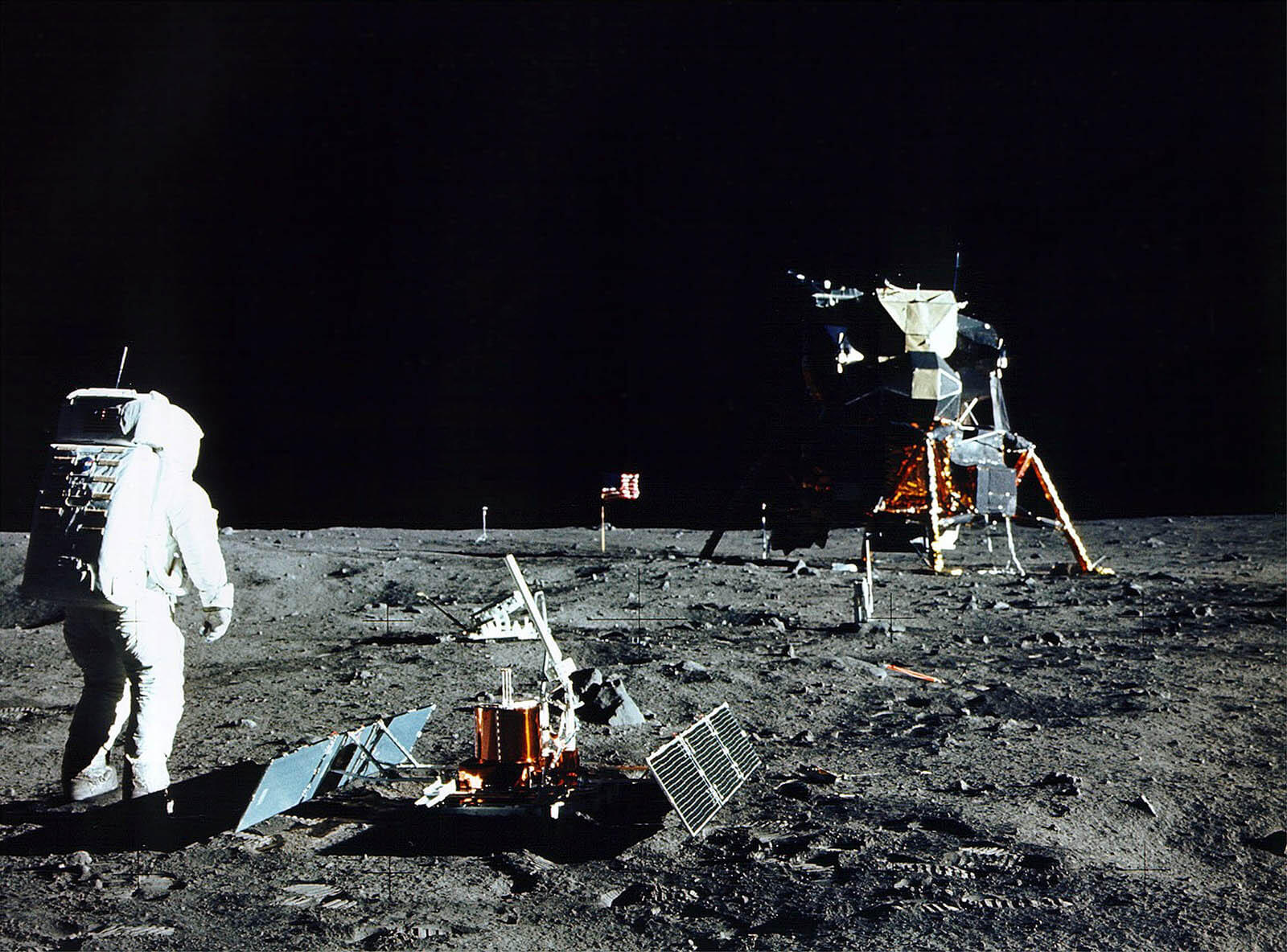 Ученые Увеличили Четкость Фотографий Высадки На Луну