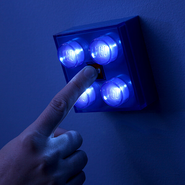 e5fd_lego_brick_light_wall