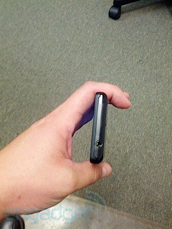 DROID RAZR M 4G LTE - 3 DROID RAZR M 4G LTE - 3