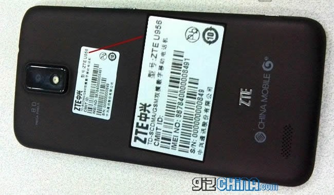 ZTE U956 MT6589 - вид сзади ZTE U956 MT6589 - вид сзади