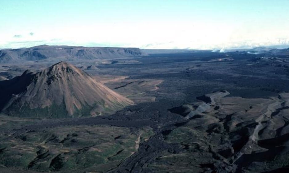 Ученые пробурят в вулкане глубокое отверстие и впервые увидят магму