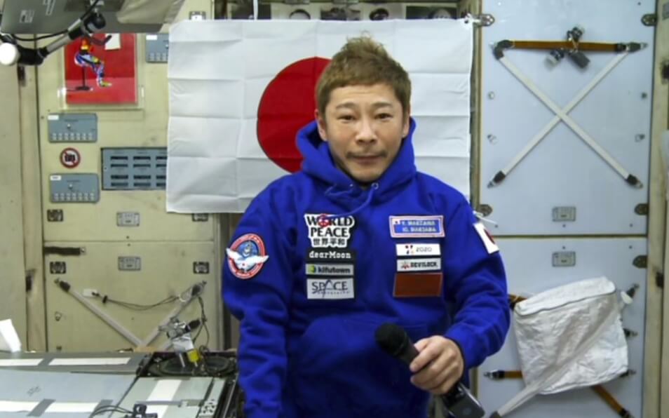«Роскосмос» доставил в космос японского миллиардера с пакетом еды от Uber
