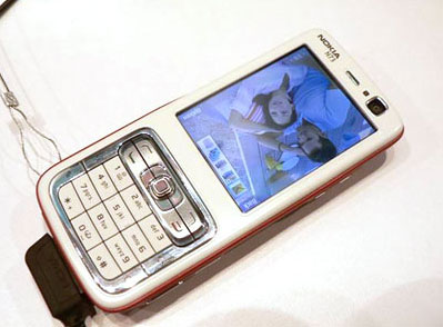 Новые фото Nokia N73. Фото.