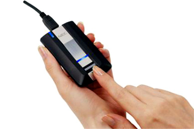 PU700-20 — сканер для распознания отпечатков пальцев. Фото.