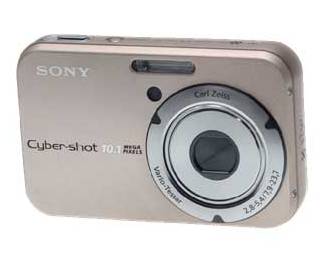 Фотоаппарат Sony DSC-N2. Фото.