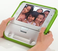 Портативный компьютер для детей — Children Machine. Фото.