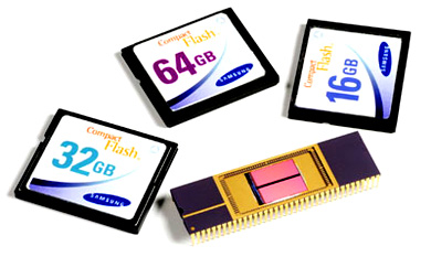 Компания Samsung разработала Compact Flash карты памяти на 16 — 64 Гб. Фото.