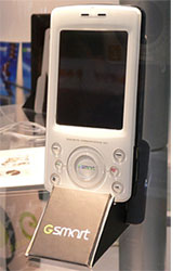 Новинки PDA телефонов от Gibabyte. Фото.