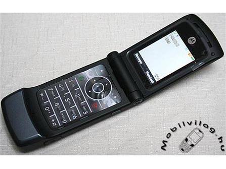 Первые фотографии Motorola W550. Фото.