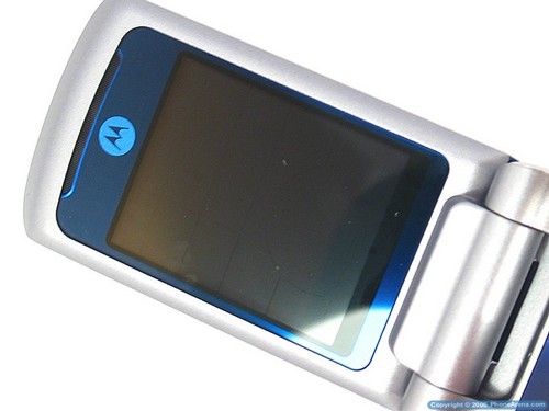 Обзор стотового телефона MOTOKRZR K1. Внешний вид. Фото.