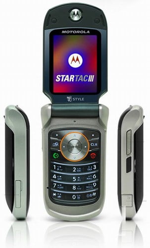 Motorola StarTACIII скоро попадет на прилавки. Фото.