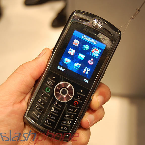3GSM: Motorola L9. Фото.