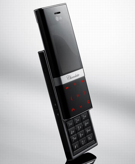 LG KE800 Chocolate Platinum – скоро на прилавках. Фото.