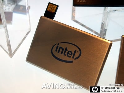 PQI представила 3.4 мм карту памяти U505. Фото.