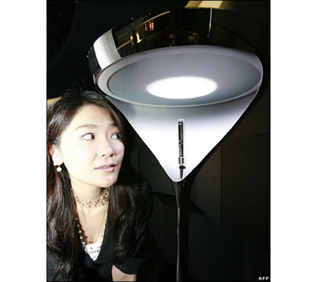 Лампа от Sony. Фото.