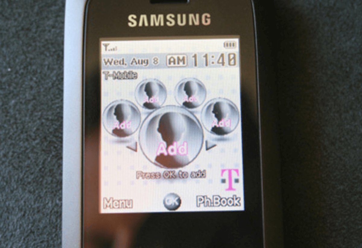 Сотовый телефон Samsung Blast за 99$. Фото.