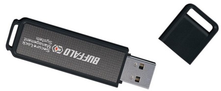 USB флеш “AES Encryption” от Buffalo. Фото.