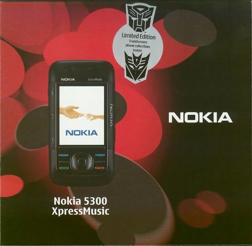 Nokia 5300 и Nokia 5700 Transformers Edition. Фото.