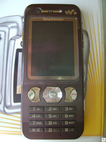 Новый телефон от Sony Ericsson? Фото.