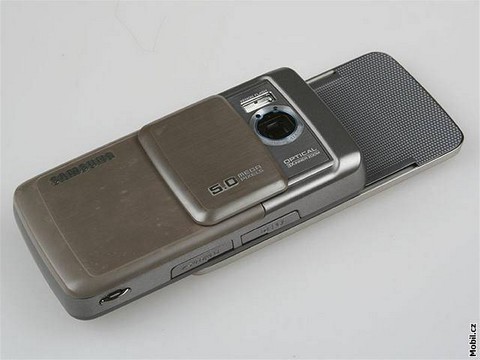 «Живые» фотографии Samsung i560 и Samsung G800. Фото.