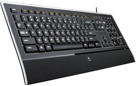 Logitech представила сверхтонкую клавиатуру с подсветкой. Фото.