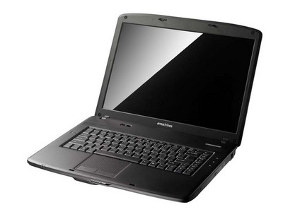 Бюджетный ноутбук Acer eMachine E520 для Японии. Фото.