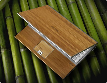 Бамбуковый ноутбук от ASUS. Фото.
