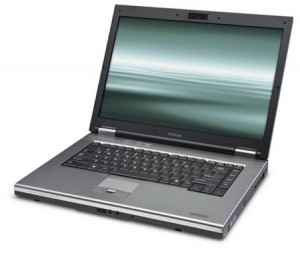 Toshiba анонсирует новые ноутбуки из серии Satellite Pro S300. Фото.
