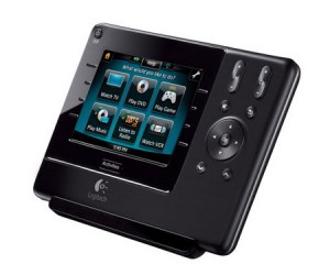 Новый мультимедийный пульт ДУ от Logitech. Фото.