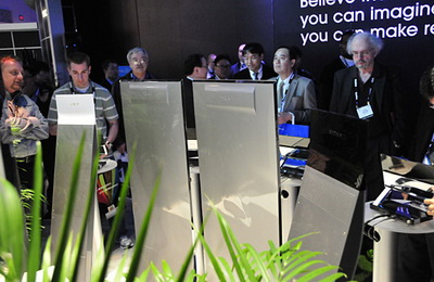 CES ’09: Sony похвасталась новыми OLED телевизорами. Фото.