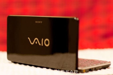 Видео Sony VAIO P с процессором Atom Z540 1,86 ГГц. Фото.