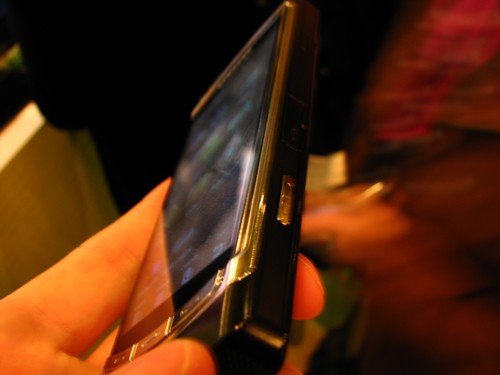 WMC ’09: Смартфон Samsung OMNIA HD с поддержкой HD-видео. Фото.