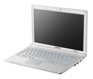 Samsung представляет ноутбук NC20. Фото.