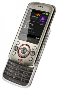 Sony Ericsson W395 — отличный музофон среднего класса. Фото.