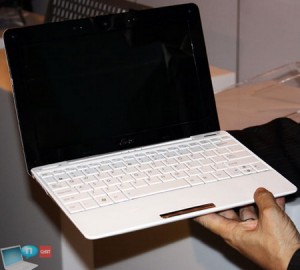 ASUS показал новый тонкий нетбук. Фото.