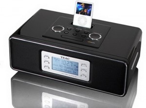 Первый HD Radio от TEAC. Фото.