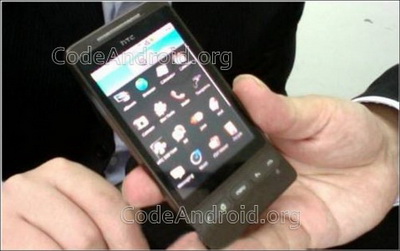 HTC Hero попал в кадр. Фото.