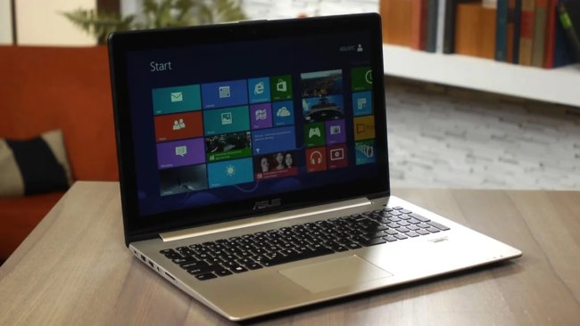 ASUS представила первый в мире Netbook с дисплеем Multitouch. Фото.
