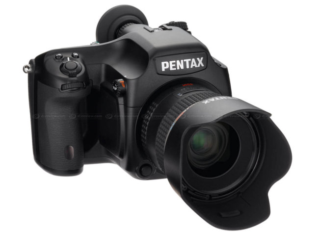 Pentax приготовила цифровую версию известной камеры 645. Фото.