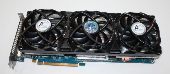 CeBIT ’10: Sapphire показала крайне мощную карту на базе Radeon HD 5970. Фото.