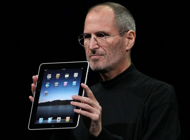 Apple продала 450 тысяч iPad. Фото.