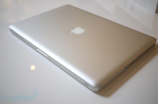 Apple обновила MacBook Pro. Фото.