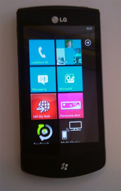 Первые четкие изображения LG E900 Optimus 7. Фото.