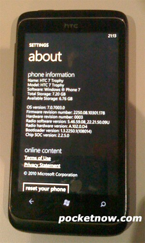 HTC Trophy с Windows Phone 7. Фото.
