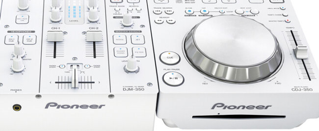 Новый Pioneer DJ пульт в белом цвете. Фото.