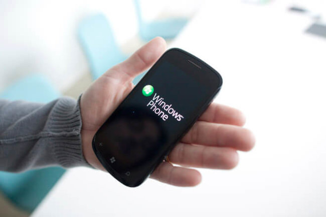 Microsoft: продано 1.5 млн телефонов с OS Windows Phone 7. Фото.