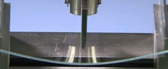 Asahi Glass представил сверхпрочное стекло Dragontrail. Asahi Glass представил сверхпрочное стекло Dragontrail. Фото.